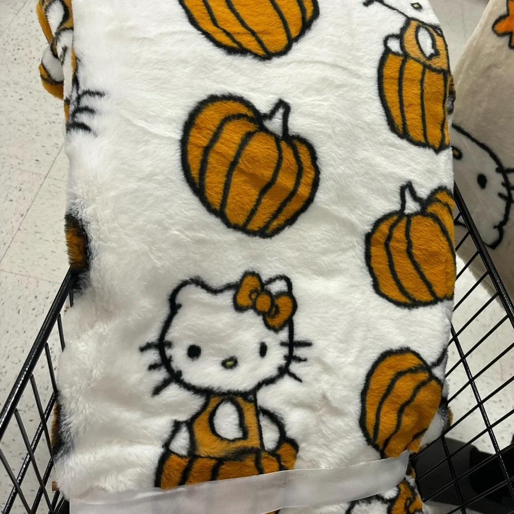 Fall hello kitty blanket available - Picture 1 of 1